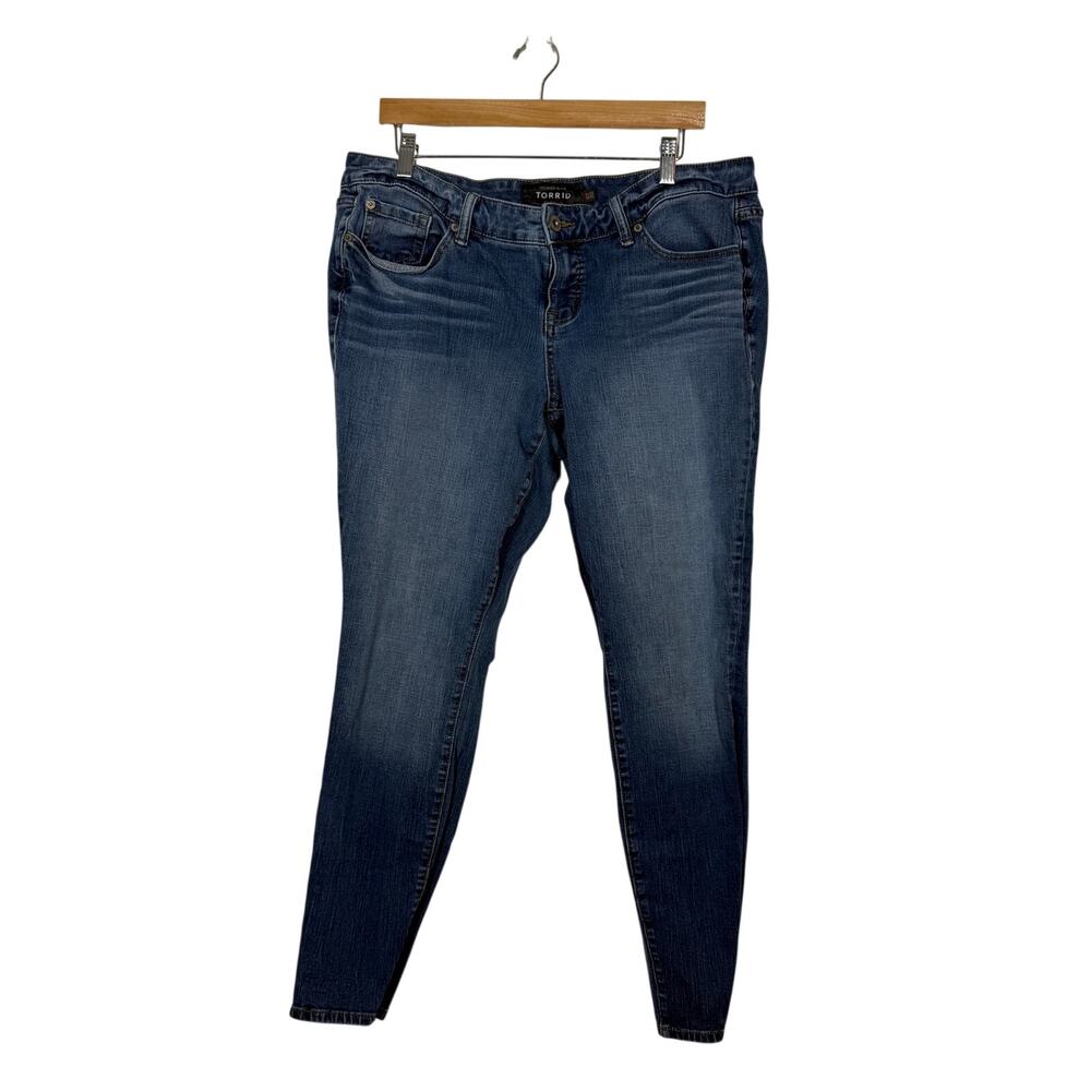Torrid Skinny Jeans Womens Size 16 Tall Blue Denim Mid‎ Rise Medium Wash Faded